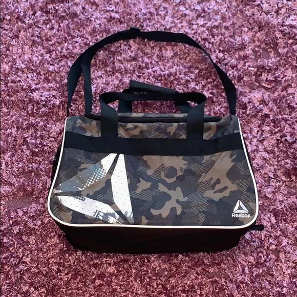 ❌FINALE SALE❌ Reebok Army Bag - Picture 2 of 4